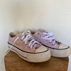 Floral platform converse